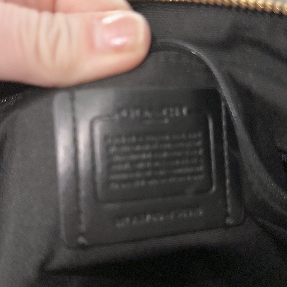 NWOT coach brown and black signature huge bag nice brand new like pretty - Picture 7 of 8
